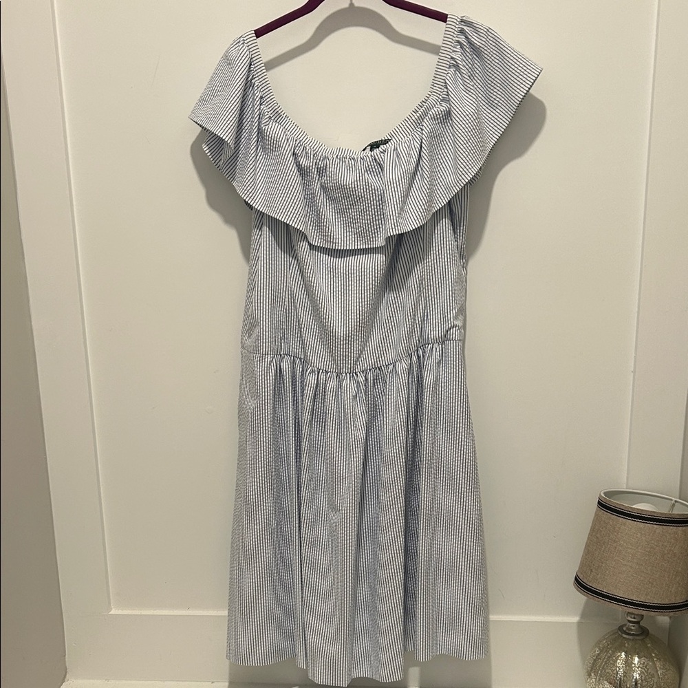 Ralph Lauren Blue and White Seersucker Dress size 16 GUC pockets & zips up back